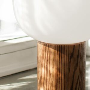 Markslöjd Stolní lampa Skene ze dřeva a skla 44cm